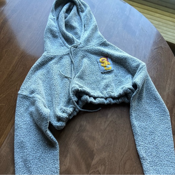 Gray Cropped Hoodie with USC Trojans Patch 423 - Picture 1 of 1